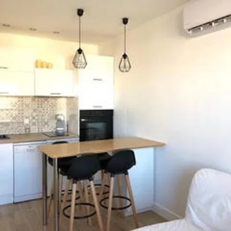 Miramar Chic Et Cosy Vue - Clim - Parking - Ascenseur - Terrasse *